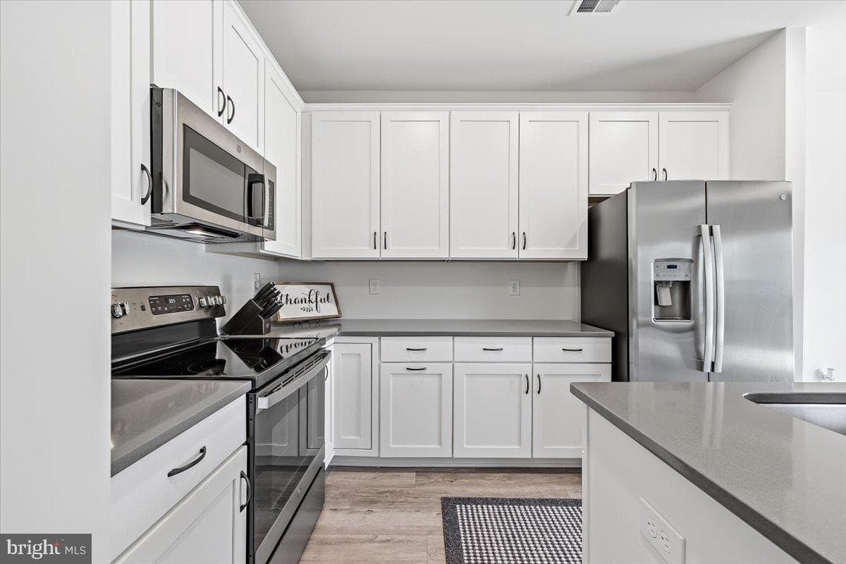 133 Scotty Drive photo 8