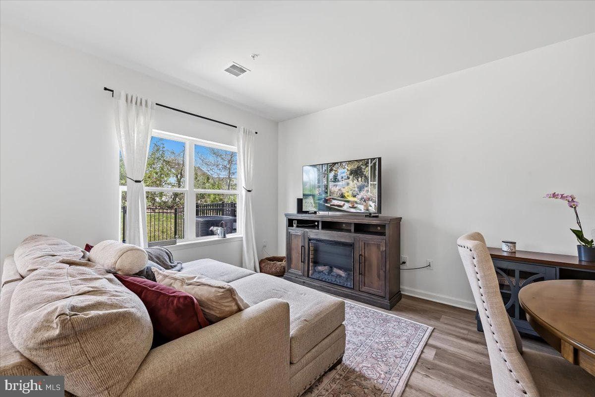 133 Scotty Drive photo 9