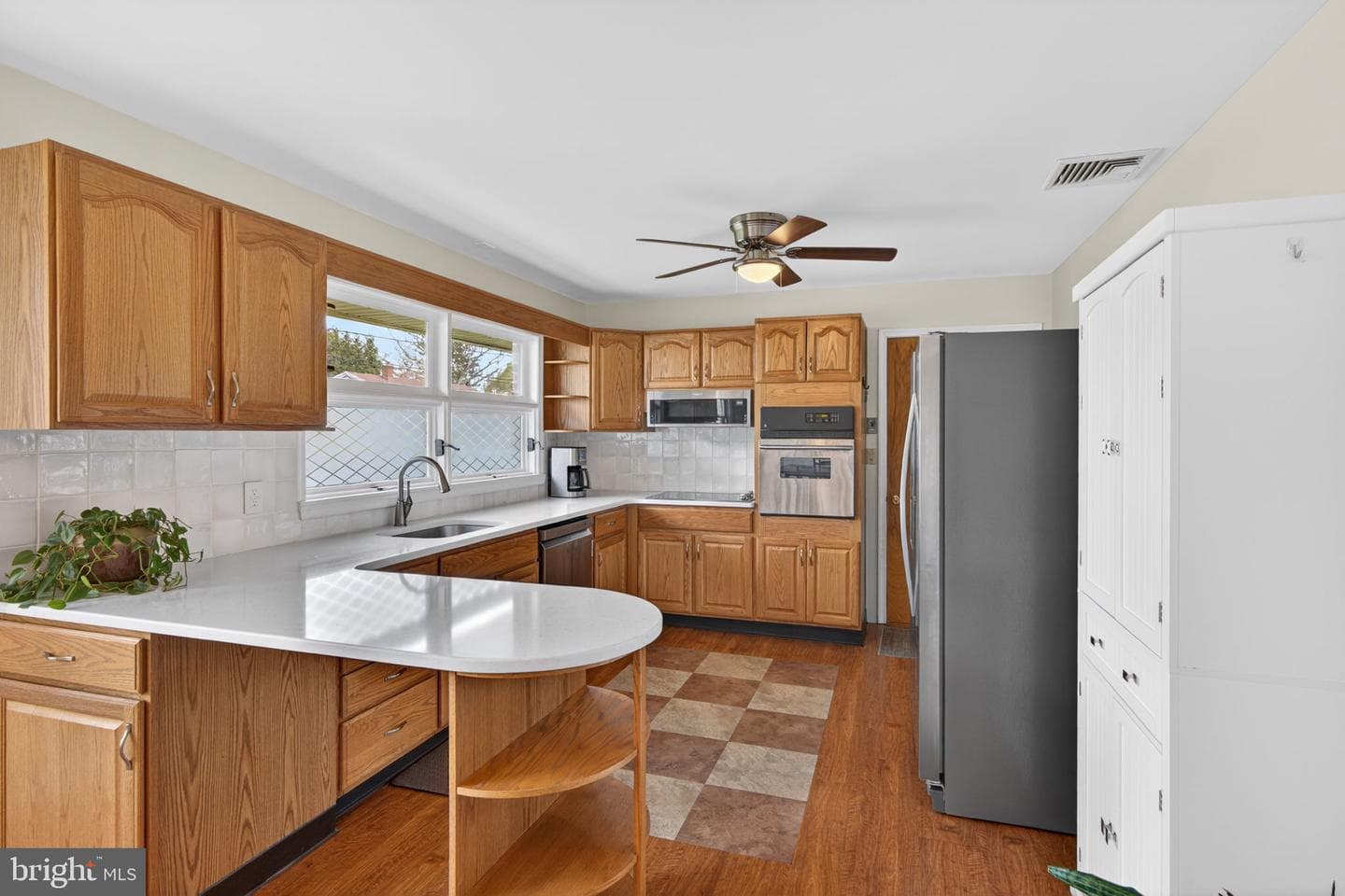 141 Siegfried Avenue photo 19
