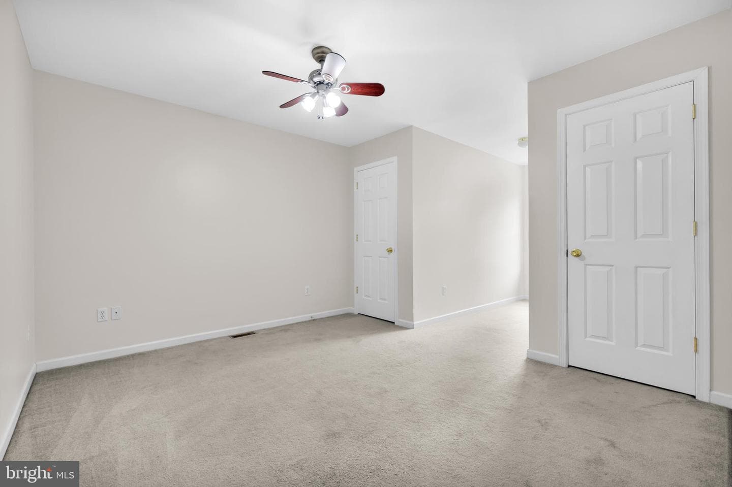 725 Buttermilk Road photo 39