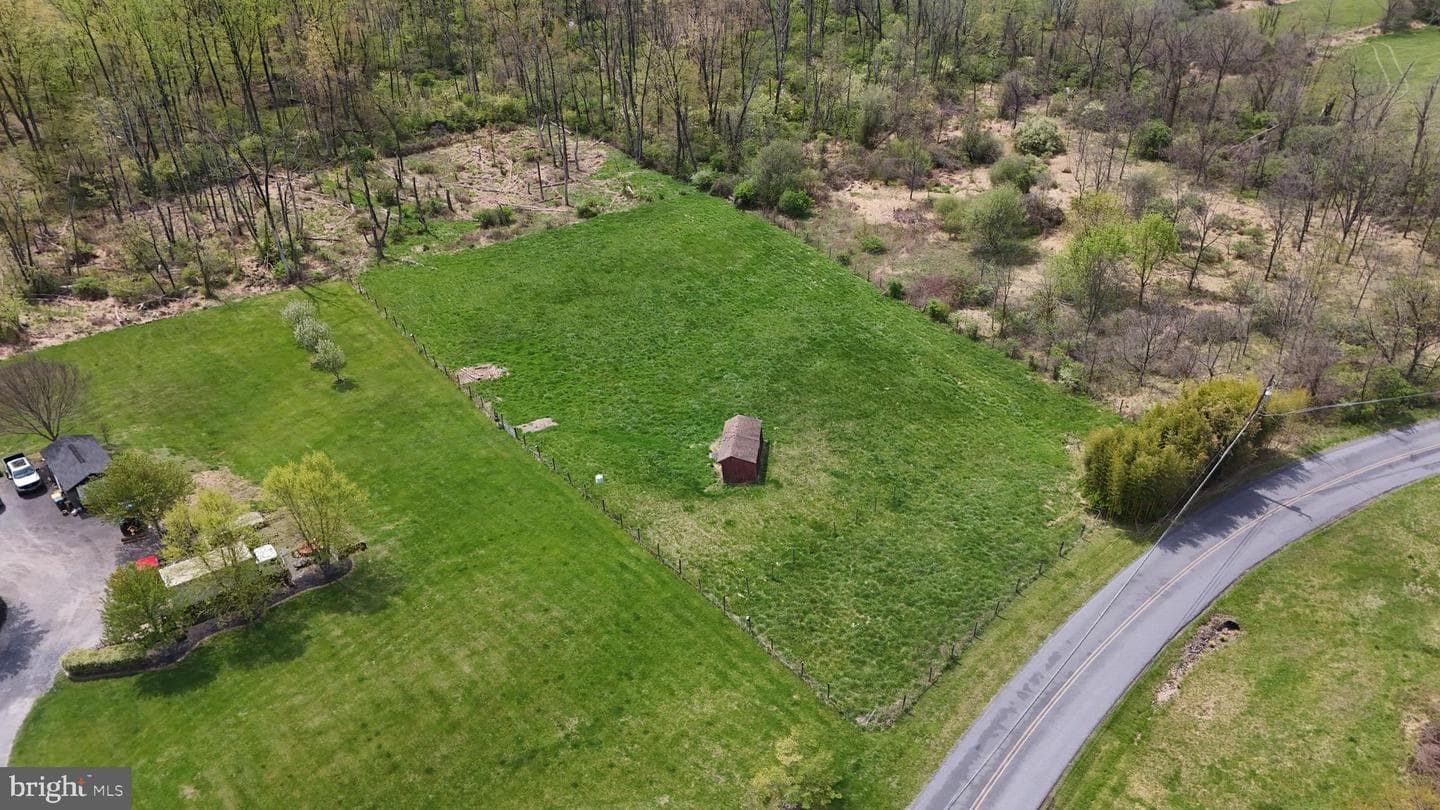 725 Buttermilk Road photo 63
