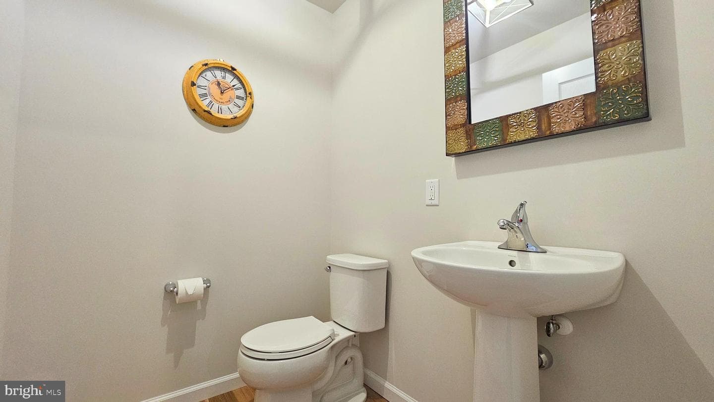 2645 Longridge Drive photo 23