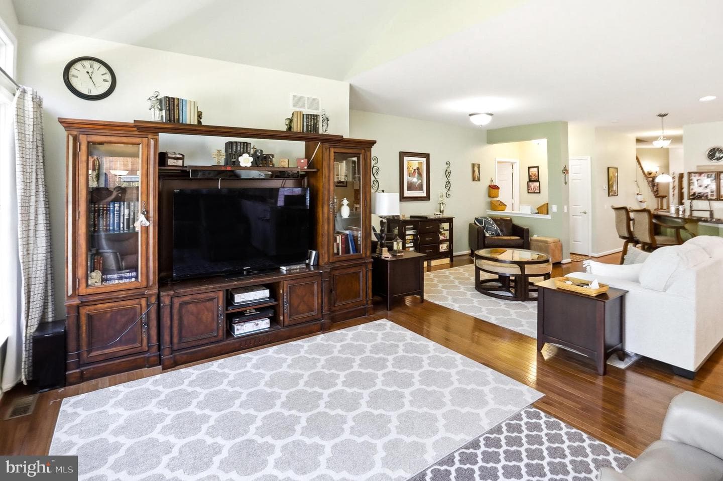 45 Inverness Lane photo 15
