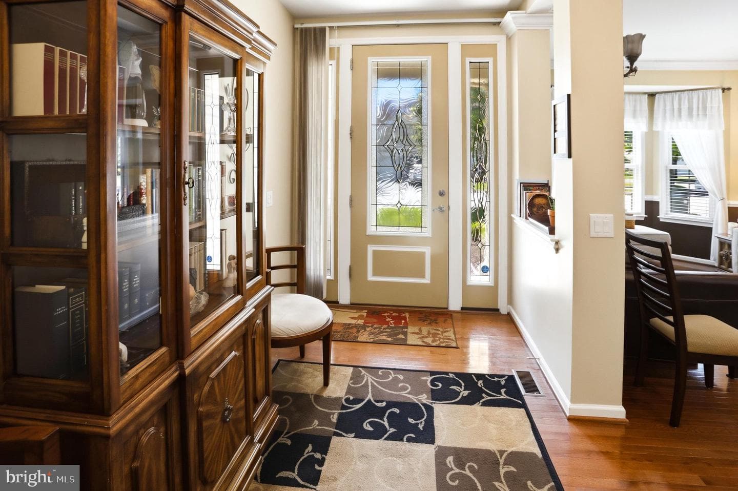 45 Inverness Lane photo 2