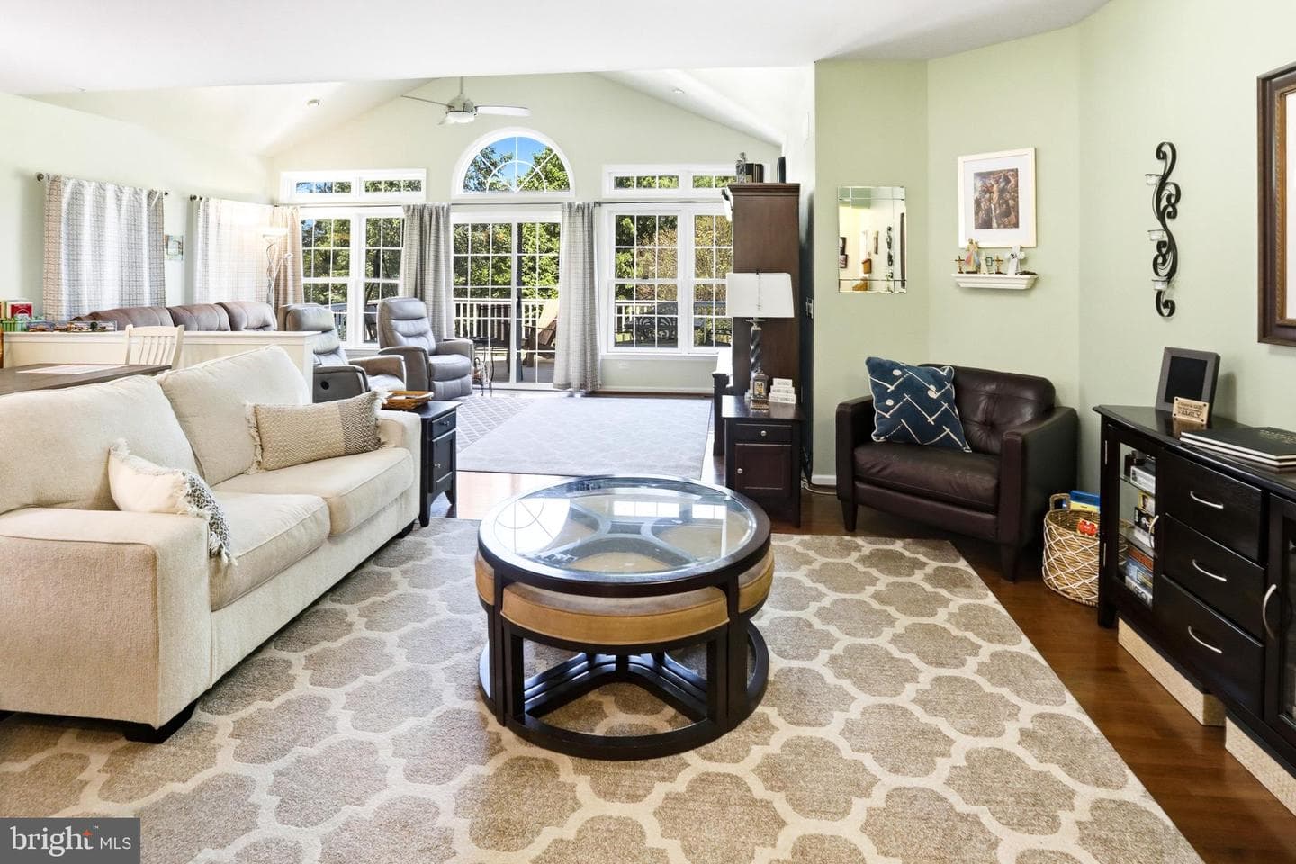 45 Inverness Lane photo 7