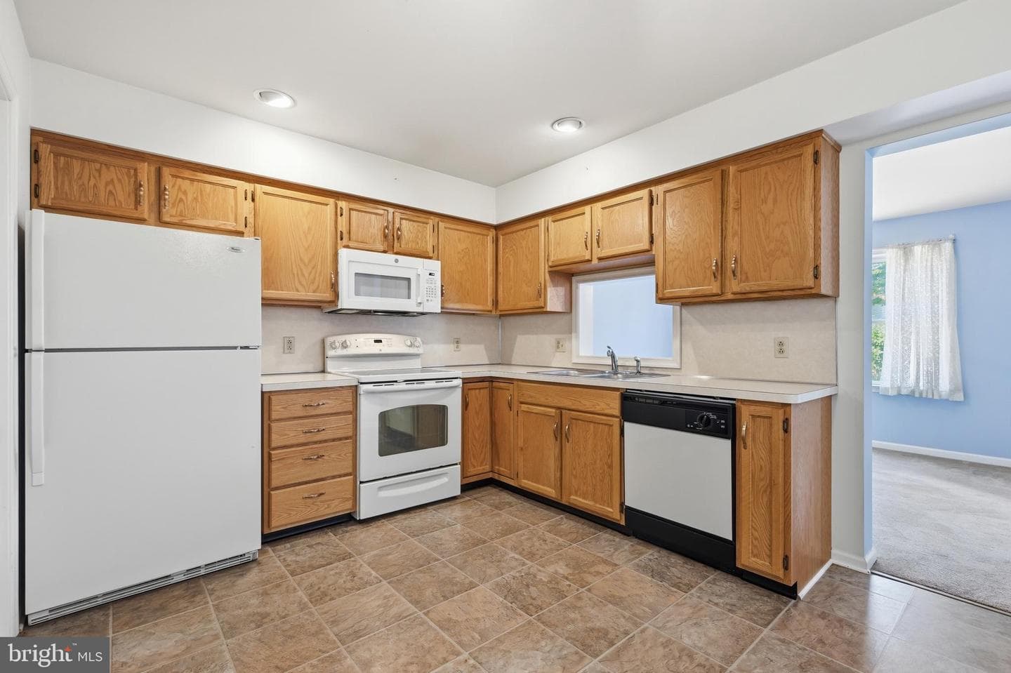 220 Melissa Drive photo 19