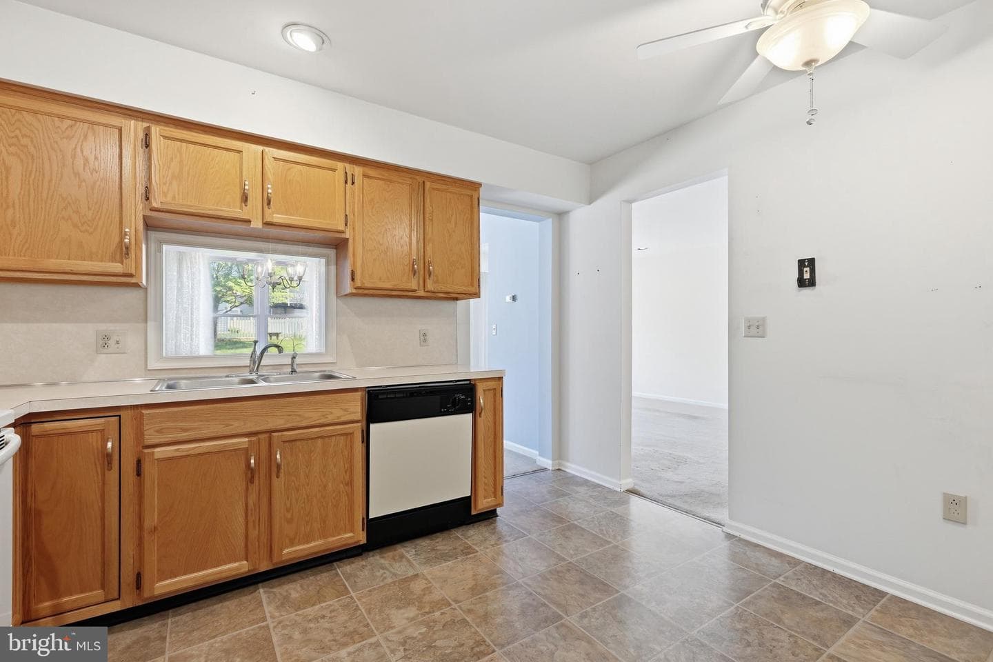 220 Melissa Drive photo 20