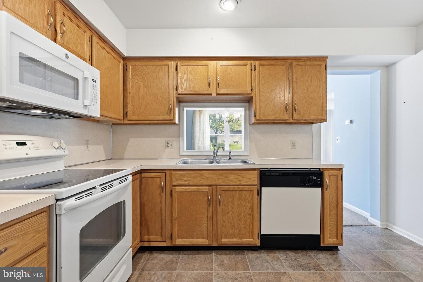 220 Melissa Drive photo 21