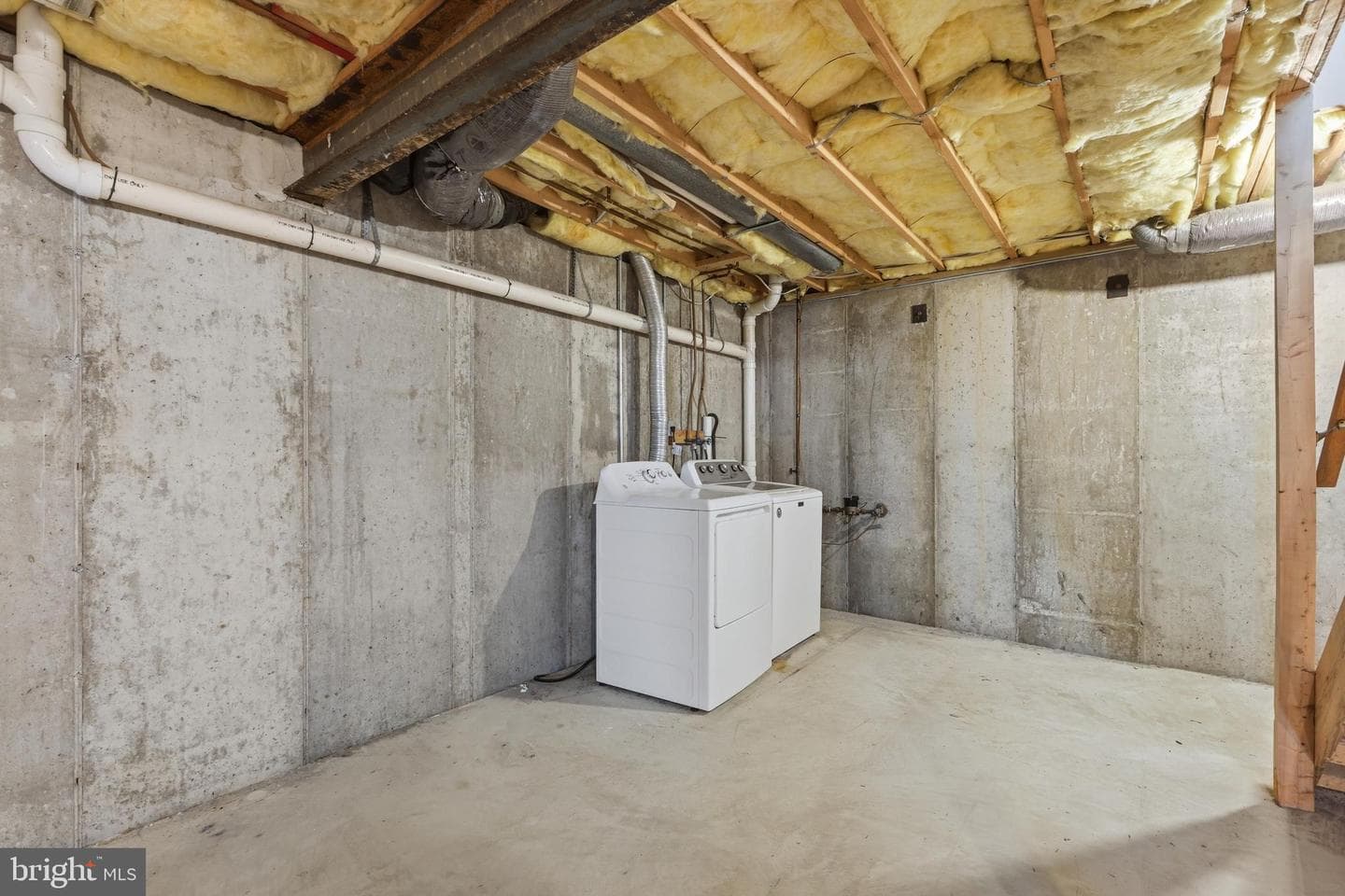 220 Melissa Drive photo 37