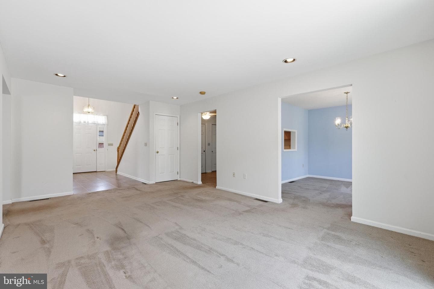220 Melissa Drive photo 8