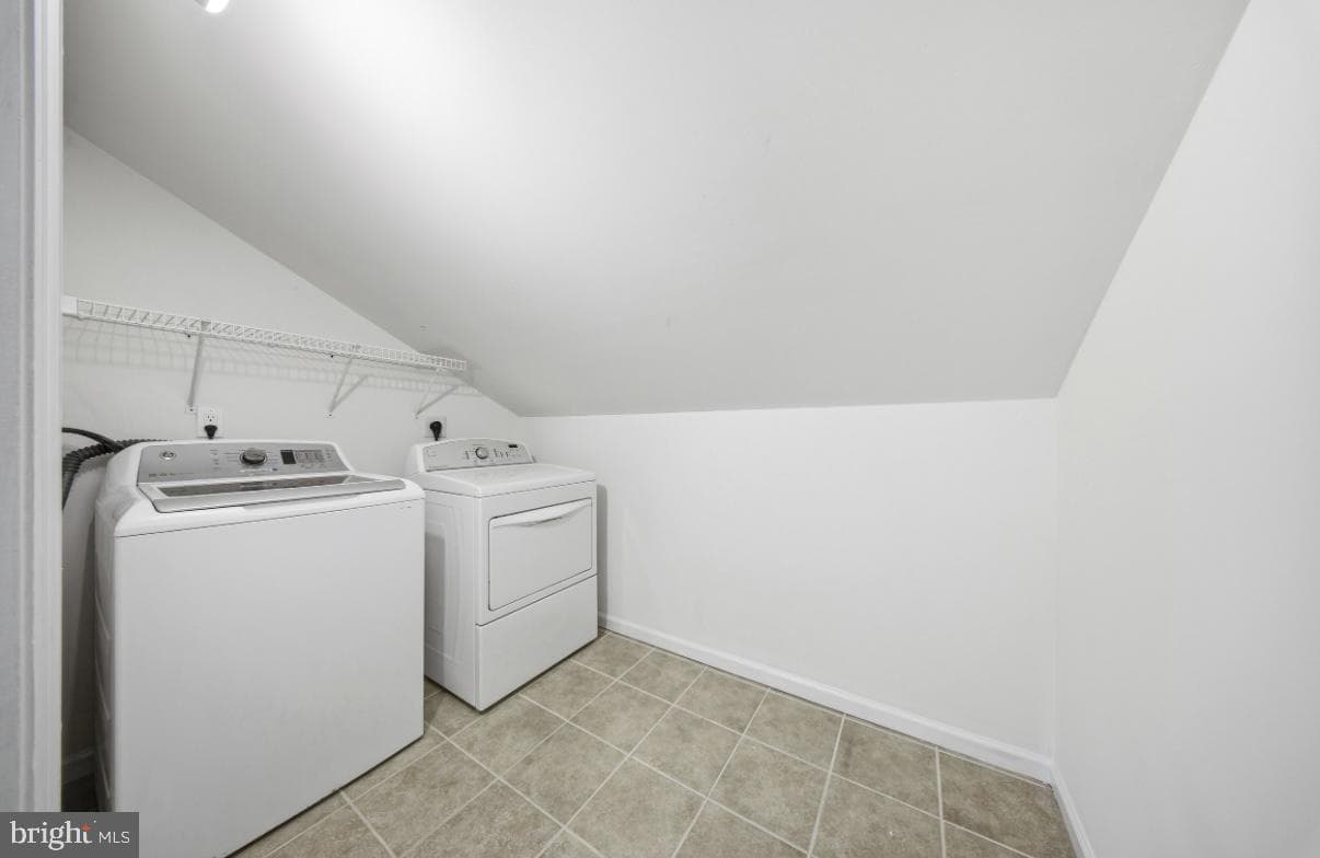 13 Tamarack Court photo 28