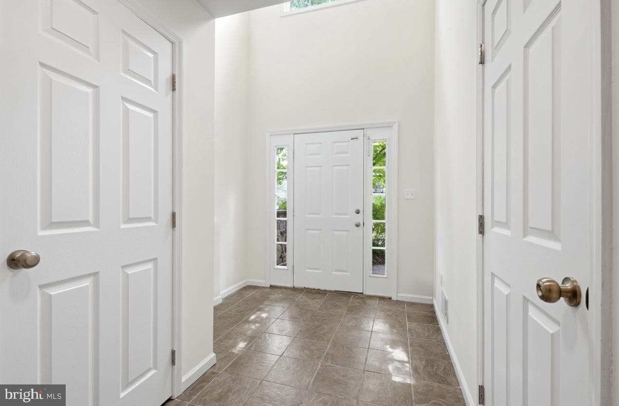 13 Tamarack Court photo 4