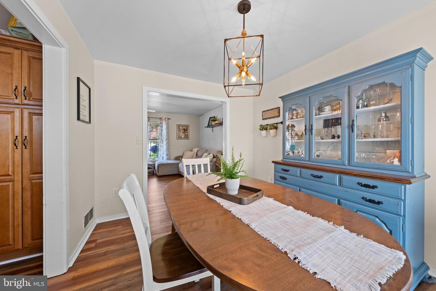 1231 Ann Marie Street photo 8