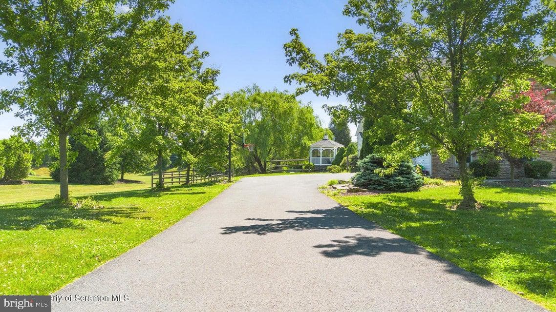562 Country Club Road photo 49