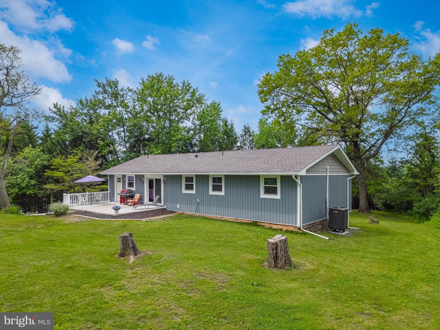 1040 Riverview Drive photo 19