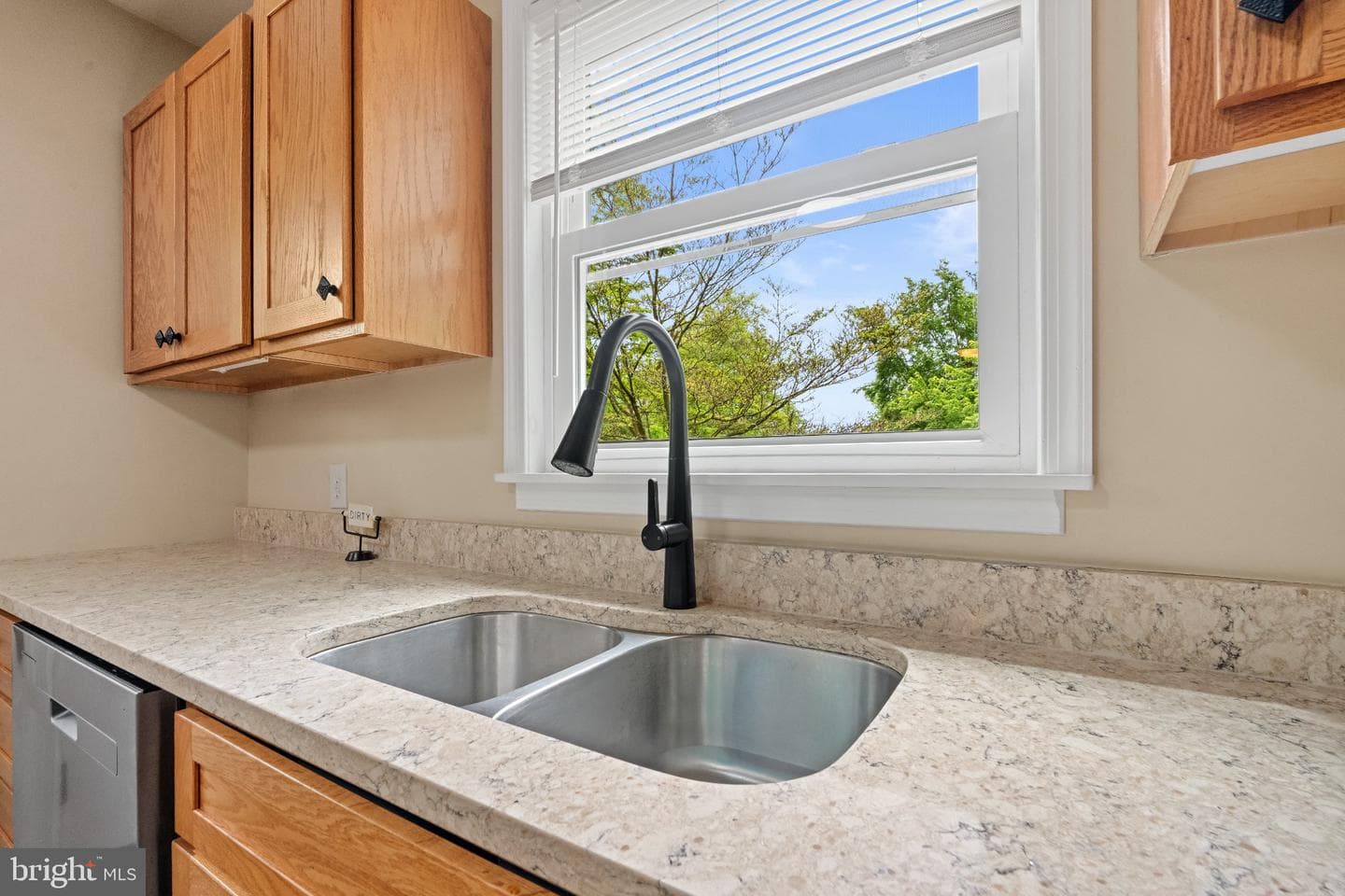 1040 Riverview Drive photo 25