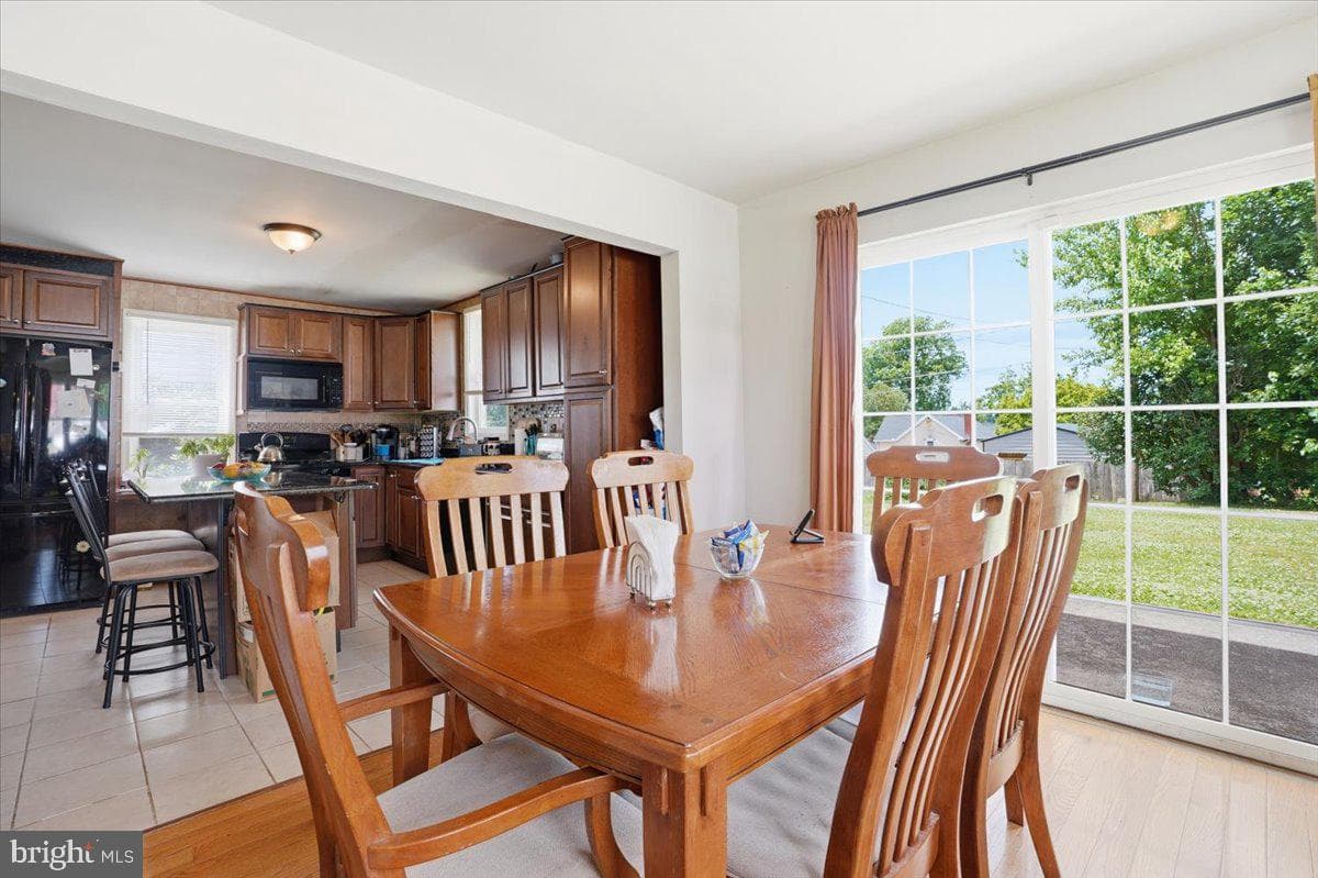 1839 6th Street photo 10