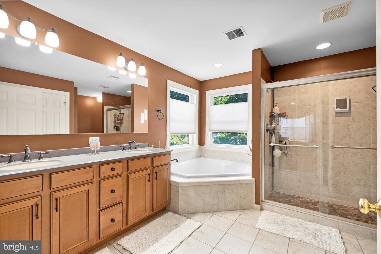 2760 Valley View Road photo 30