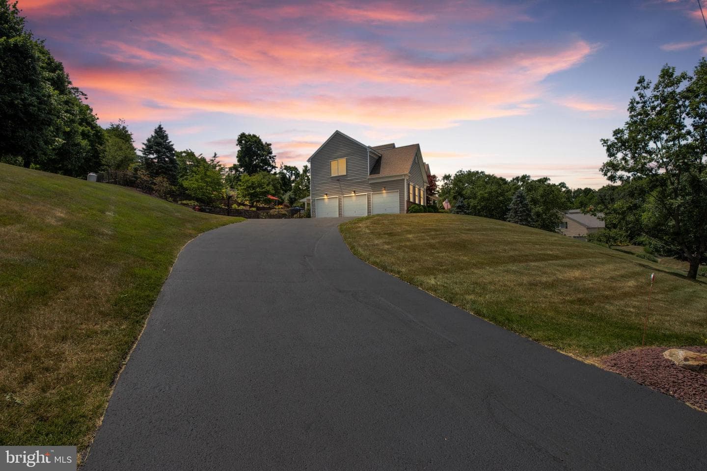 2760 Valley View Road photo 74
