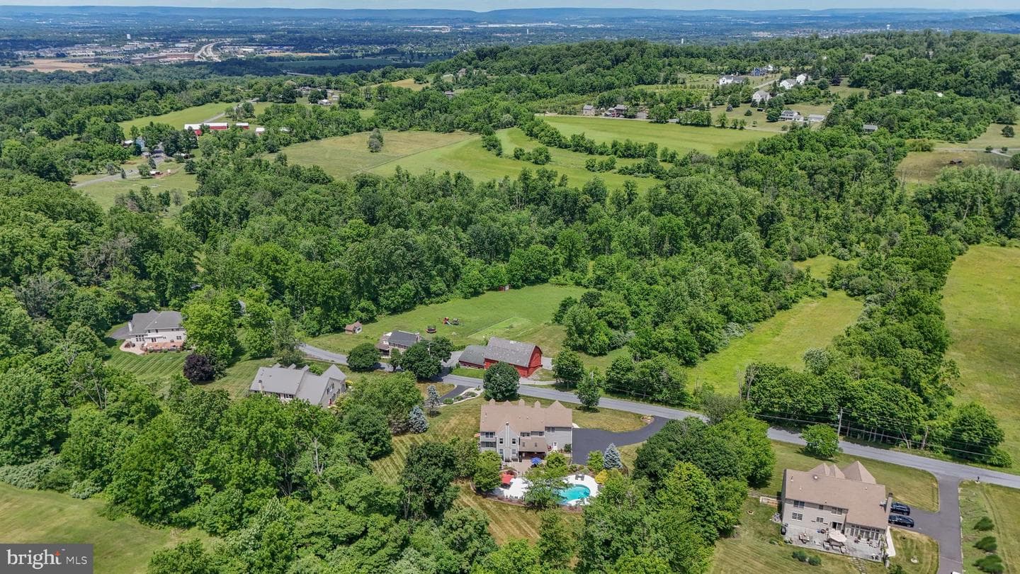 2760 Valley View Road photo 76