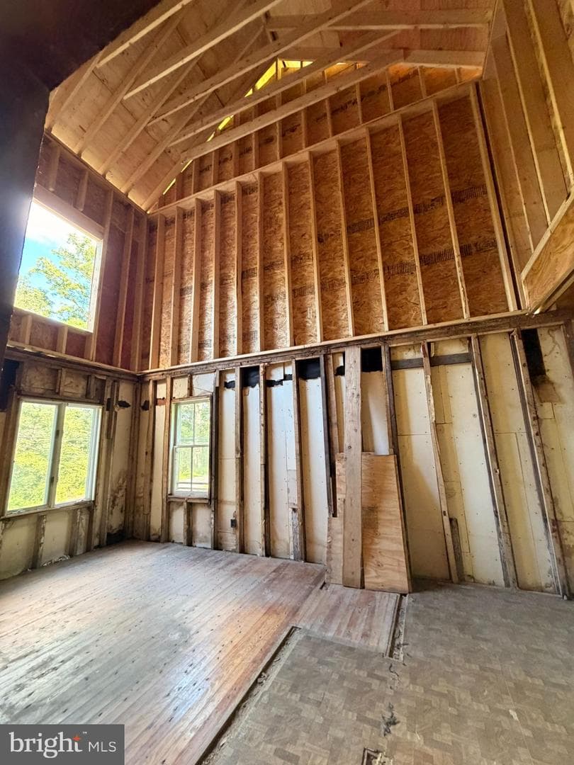 4192 River Rd photo 7