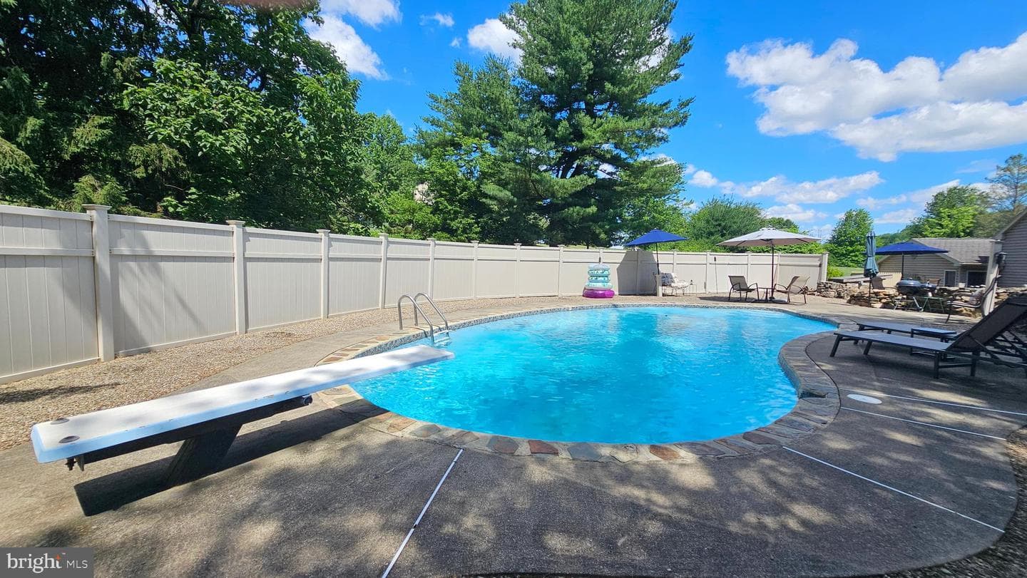 585 Buttermilk Road photo 42