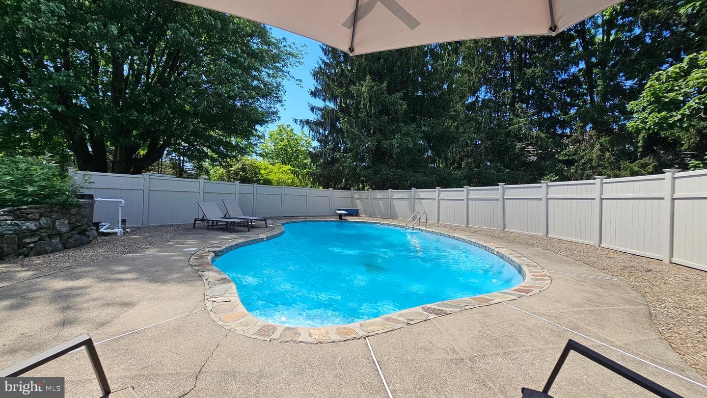 585 Buttermilk Road photo 43