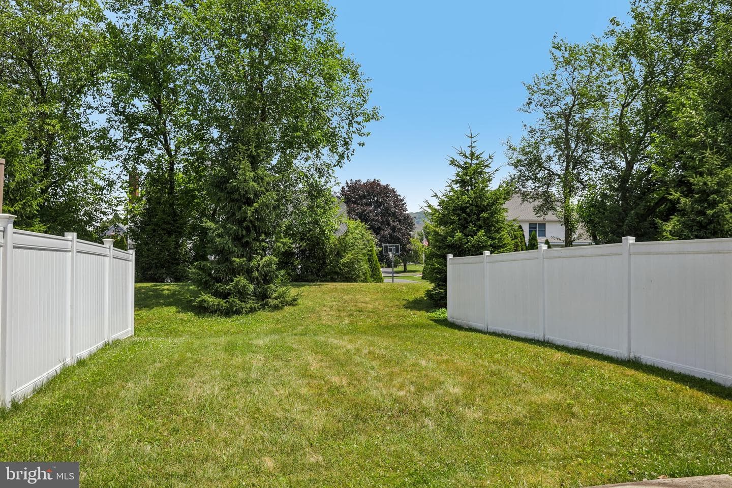 2127 Huntington Lane photo 46