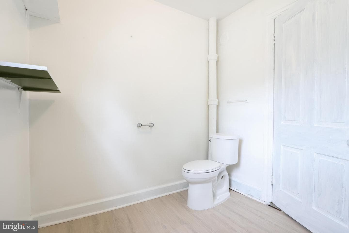 227 E Garrison Street photo 12