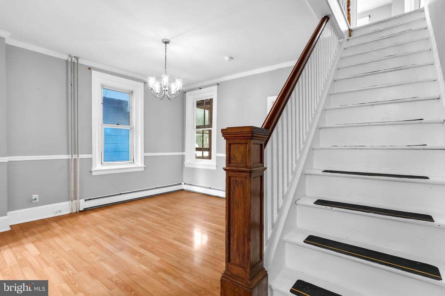 227 E Garrison Street photo 14