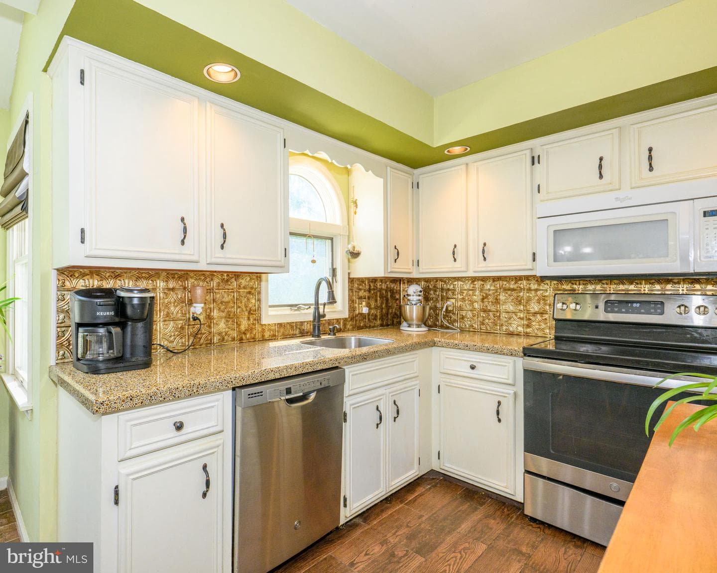 410 E Mayfield Circle photo 5