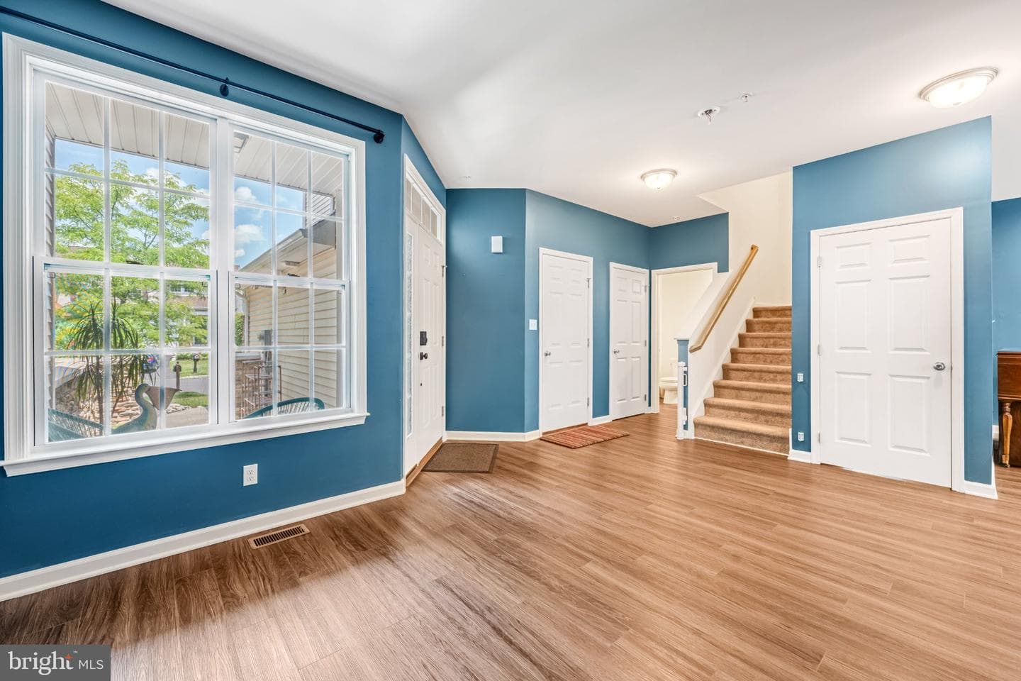 889 Iron Lane photo 9