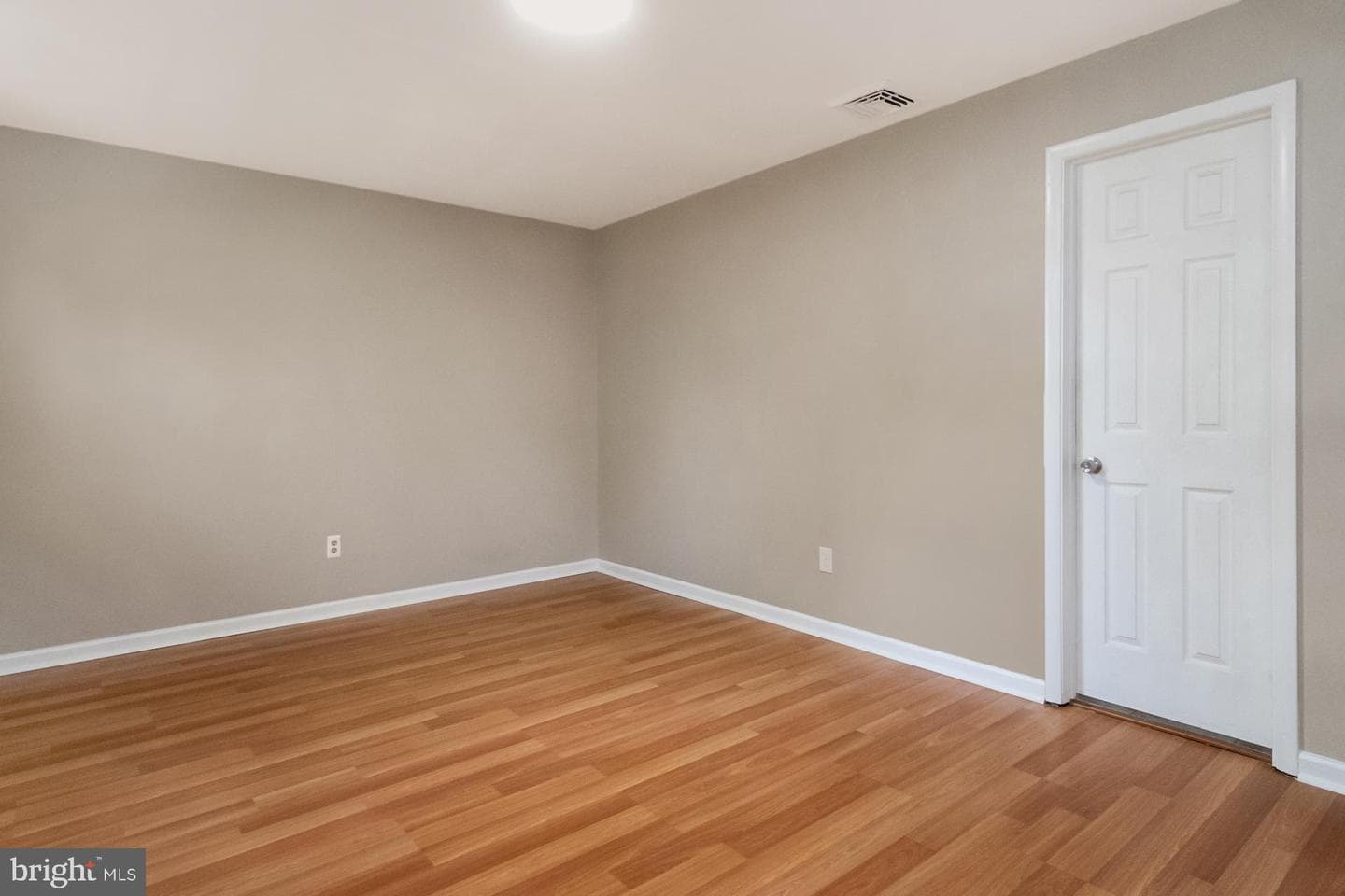 1105 Brentwood Avenue photo 33