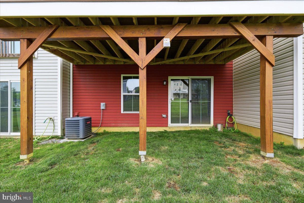 2396 Emanuel Court photo 6