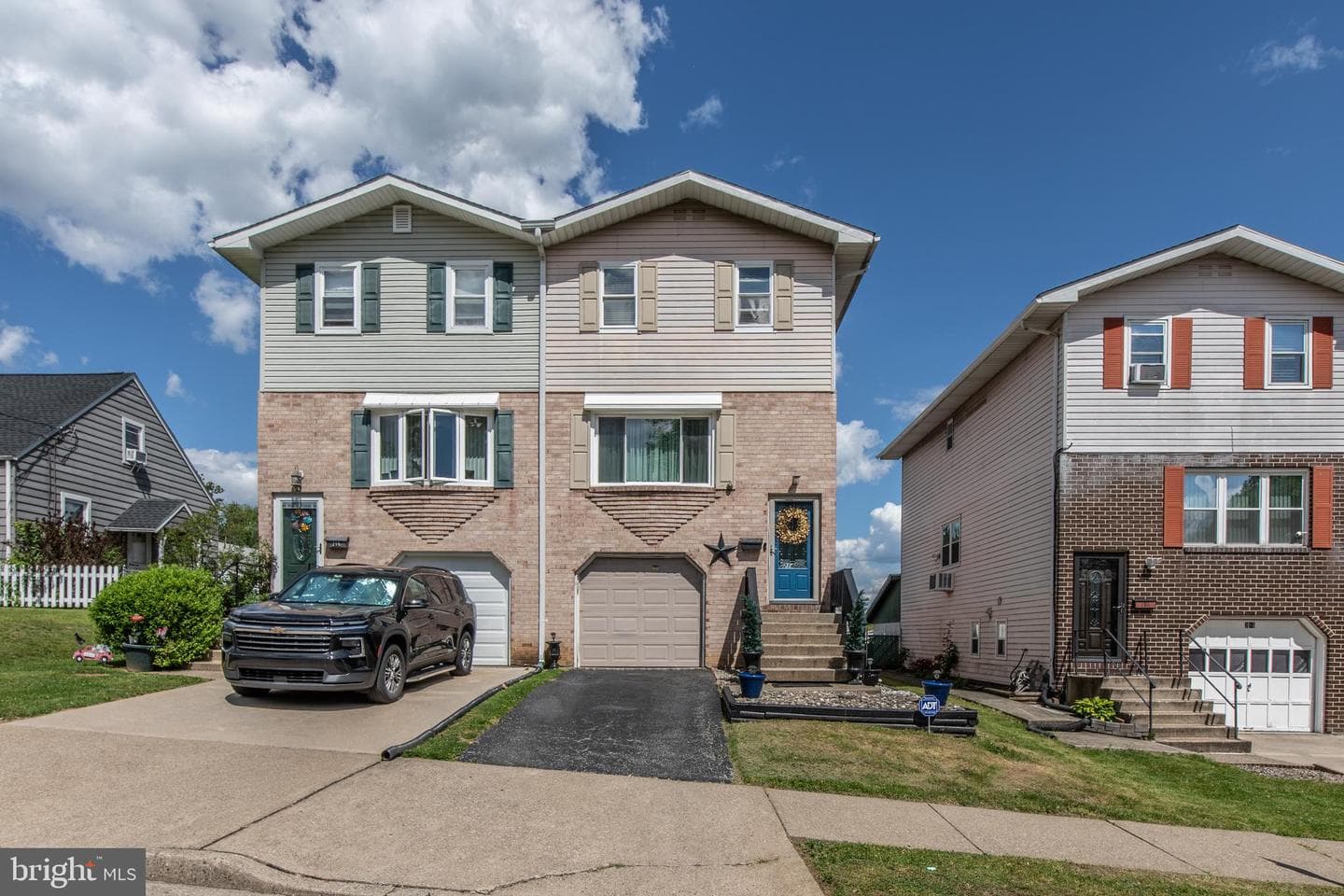 214 10th Avenue photo 40