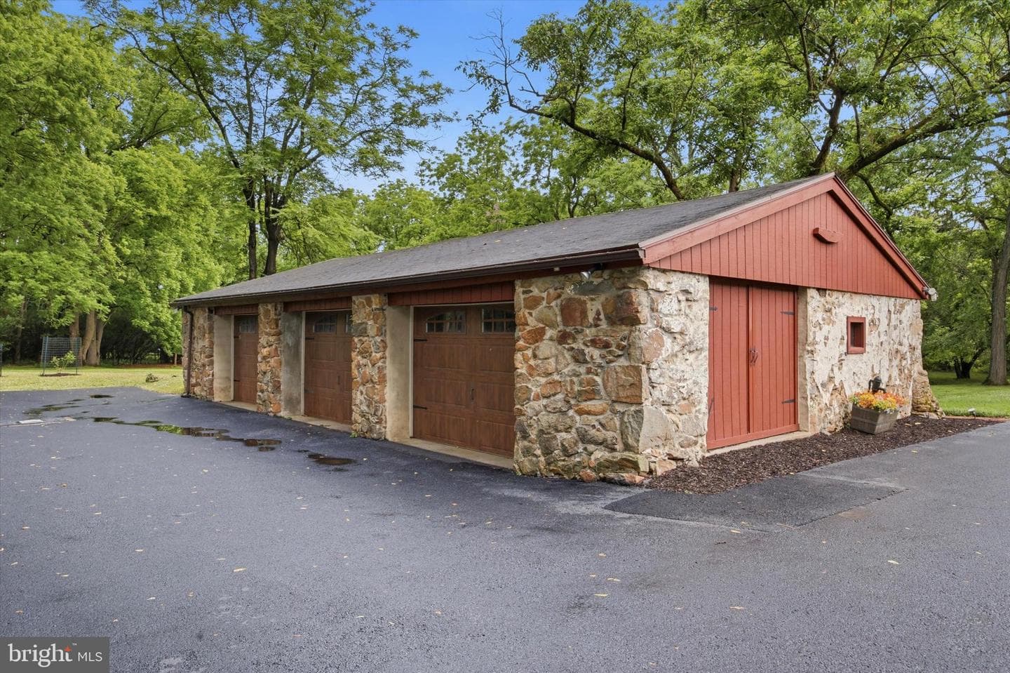 2505 Black River Road photo 7