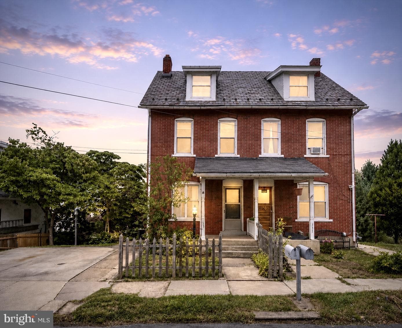 333 Crest Avenue photo 1
