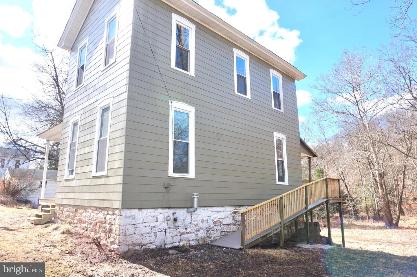 4185 Route 225 photo 4
