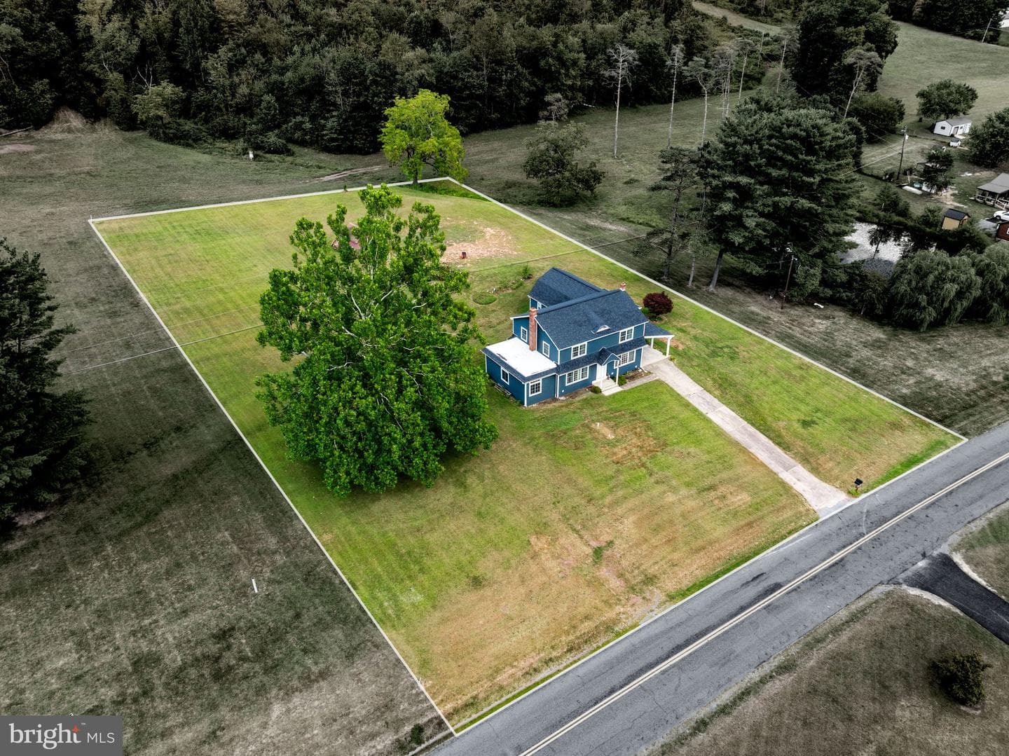 4133 Lower Road photo 3