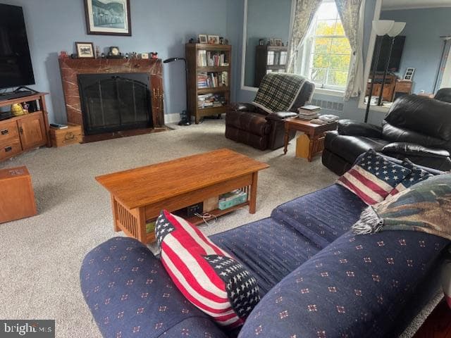 127 E Sunbury Street photo 35