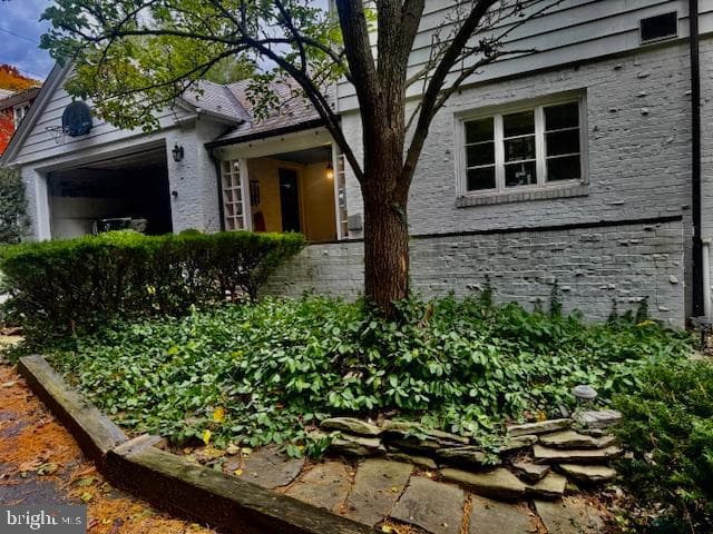 127 E Sunbury Street photo 9