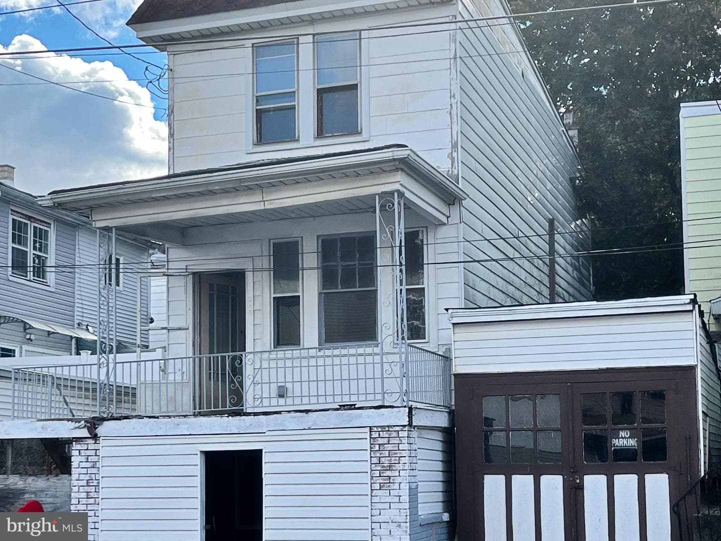 340 E 5th Street photo 1