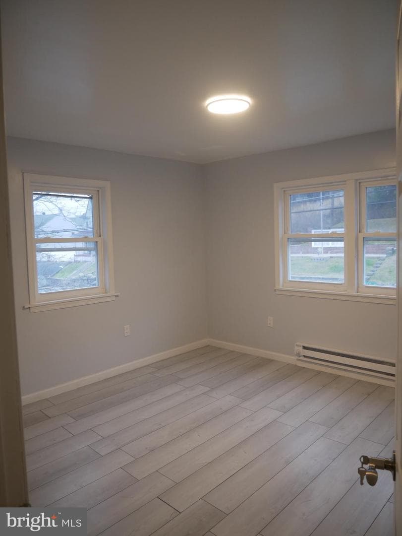 903 W Spruce Street photo 24
