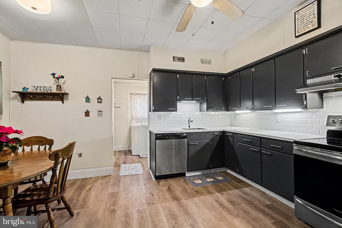 30 S Walnut Street photo 6