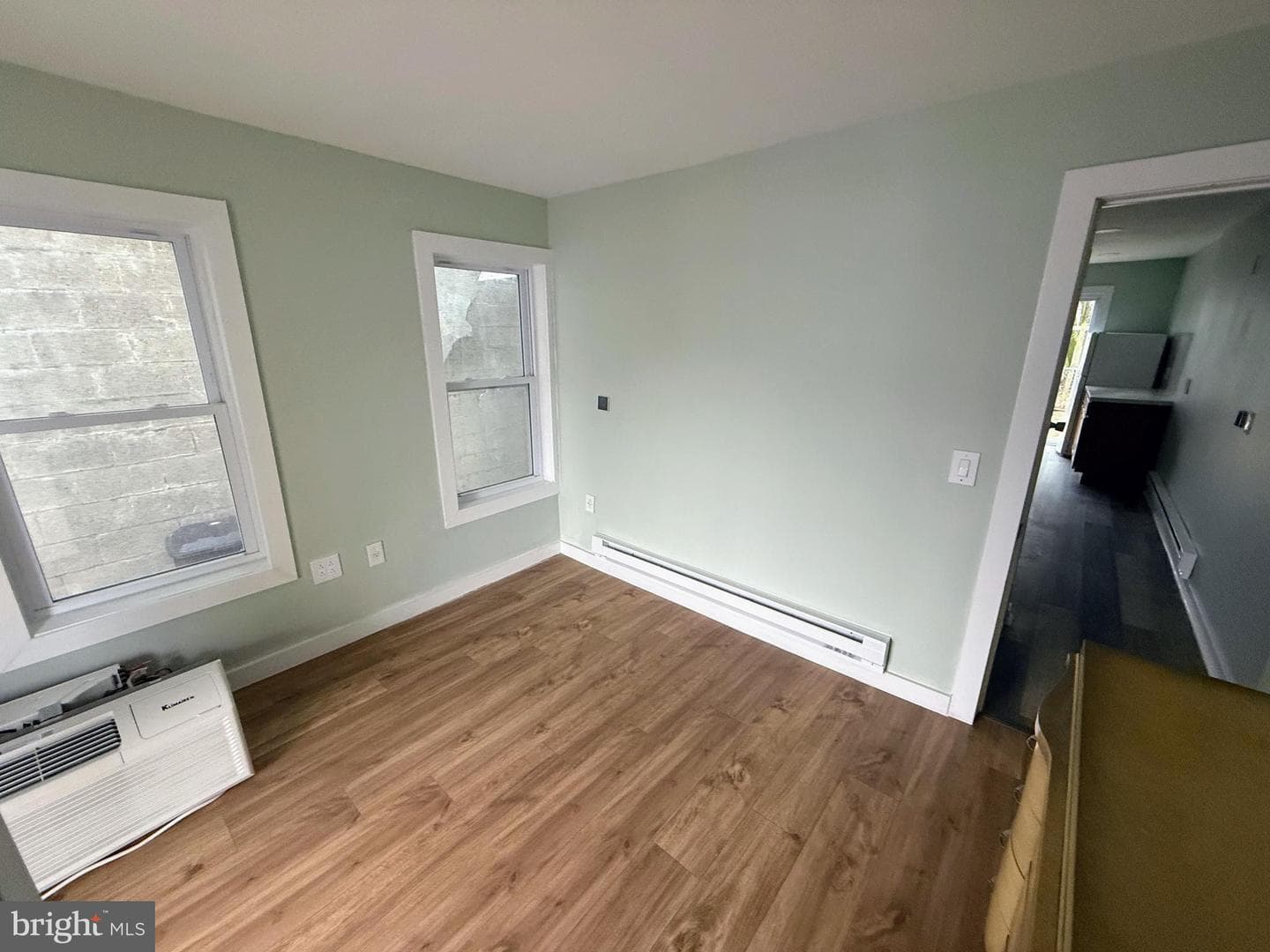 314 W Olive Street photo 5