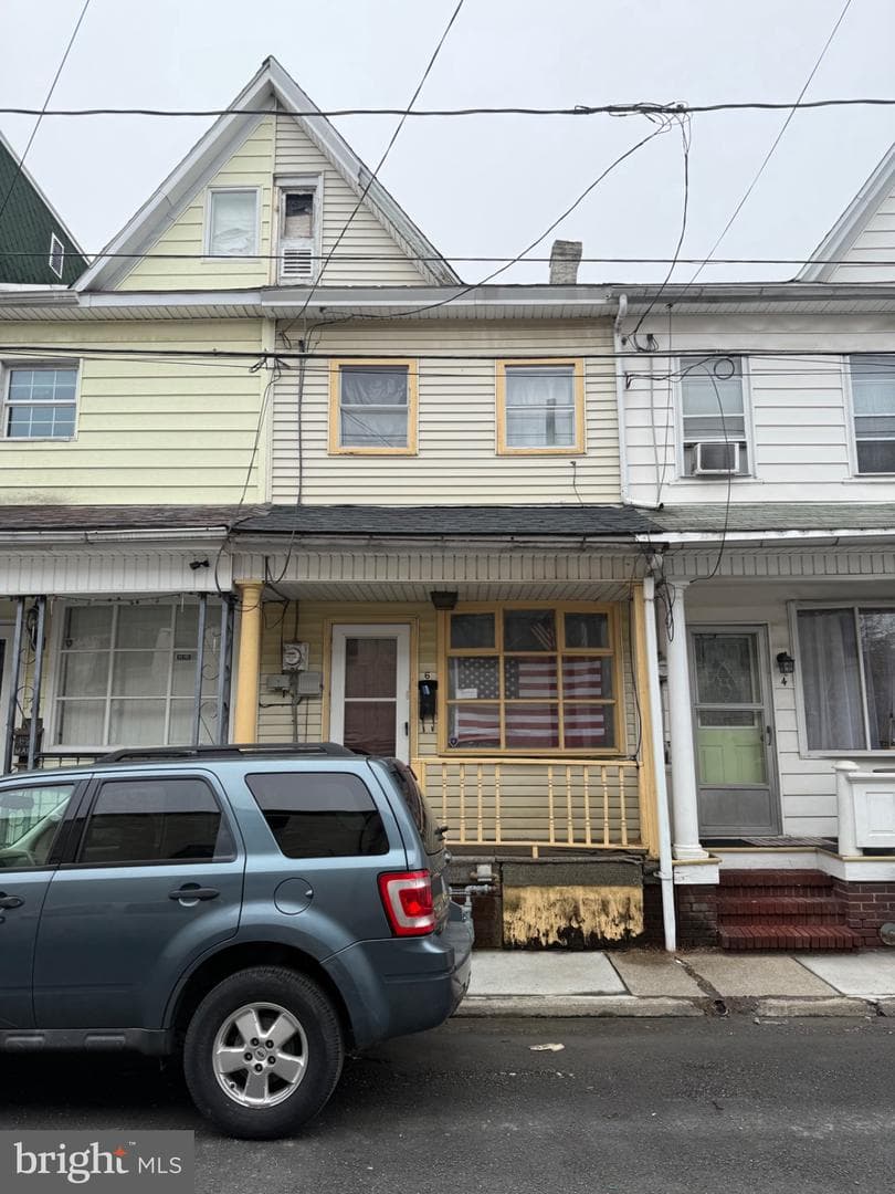 6 S Franklin Street