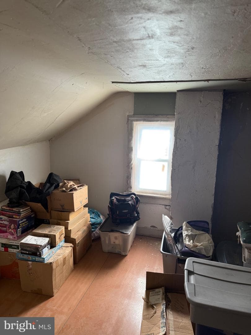 513 W Mulberry Street photo 8