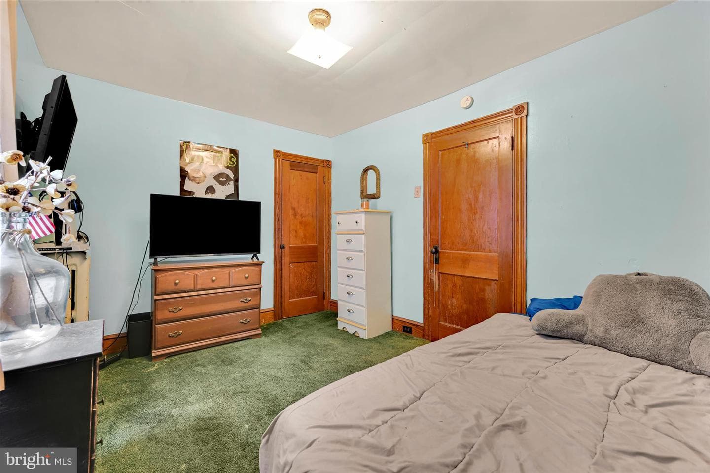 847 Pine Street photo 17
