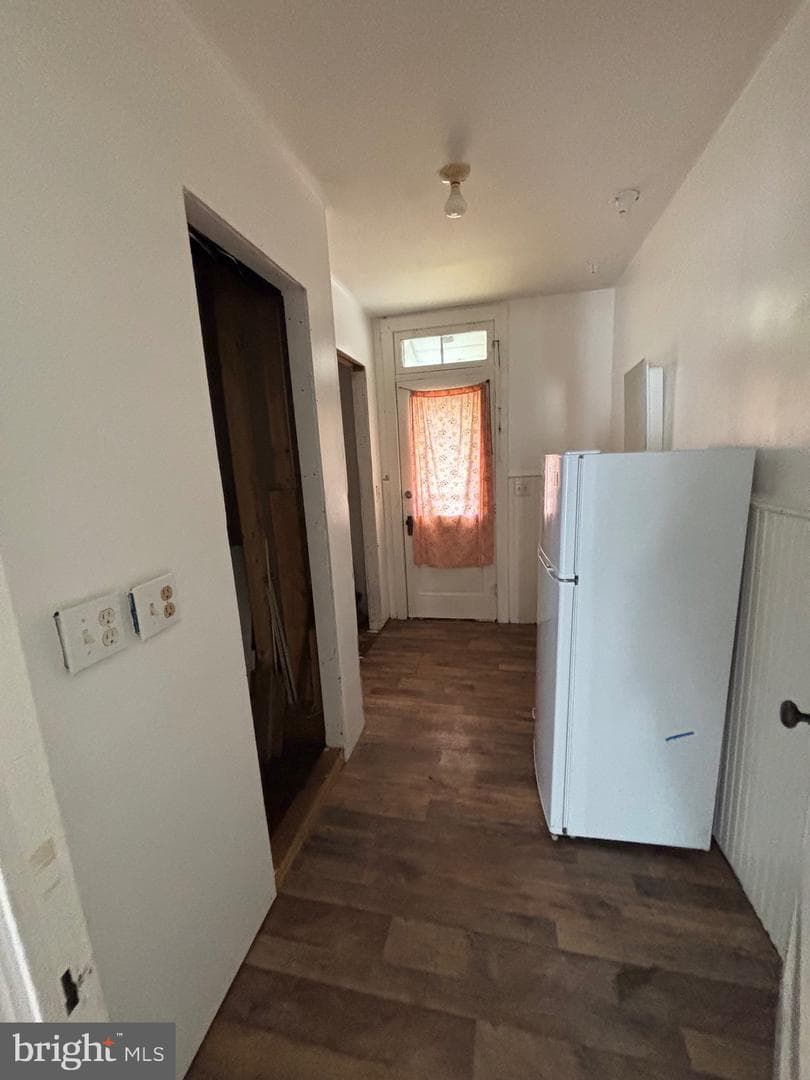 1473-1475 Pulaski Avenue photo 23