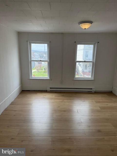 103 N Maple Street photo 7